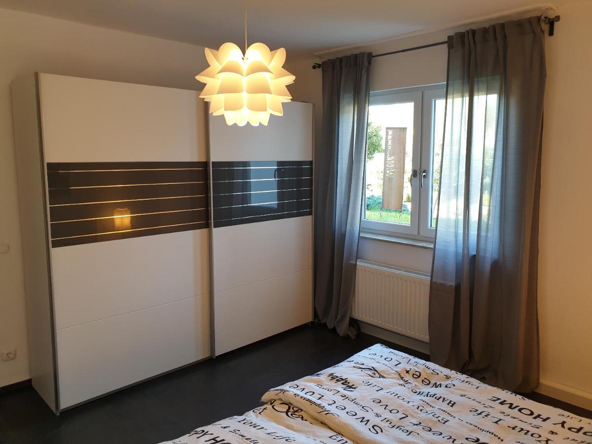 Andinas Ferienwohnung In Ruhiger Lage Direkt Am Wald 빌린스도프 외부 사진